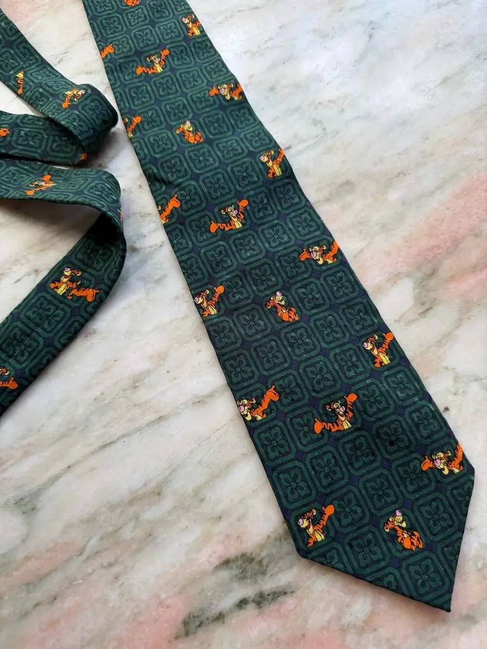 The Disney Store Vintage Tigger Pattern 100% Silk Green Necktie